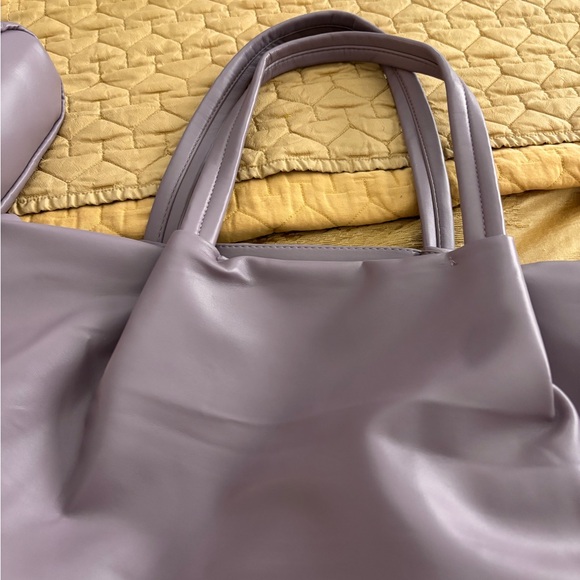 Vince CamupoNeiman Marcus Lavender Tote Bag with matching zip pouchMedium size - Picture 6 of 9